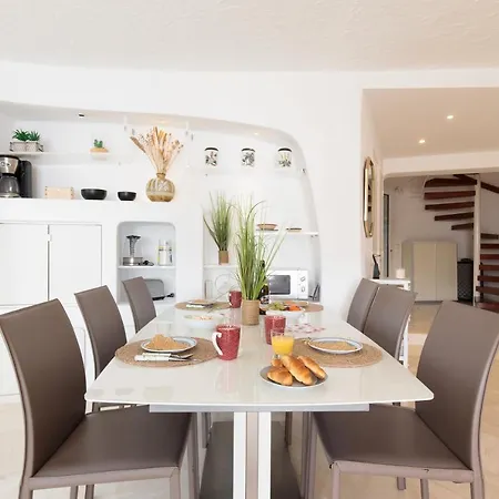 Sea View Duplex Yourhosthelper Apartment