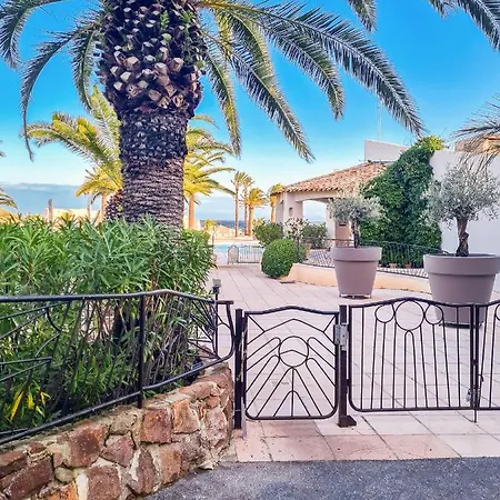 Sea View Duplex Yourhosthelper